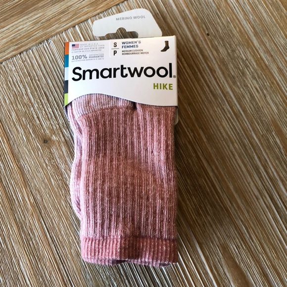 NWT women’s smartwool socks size Small